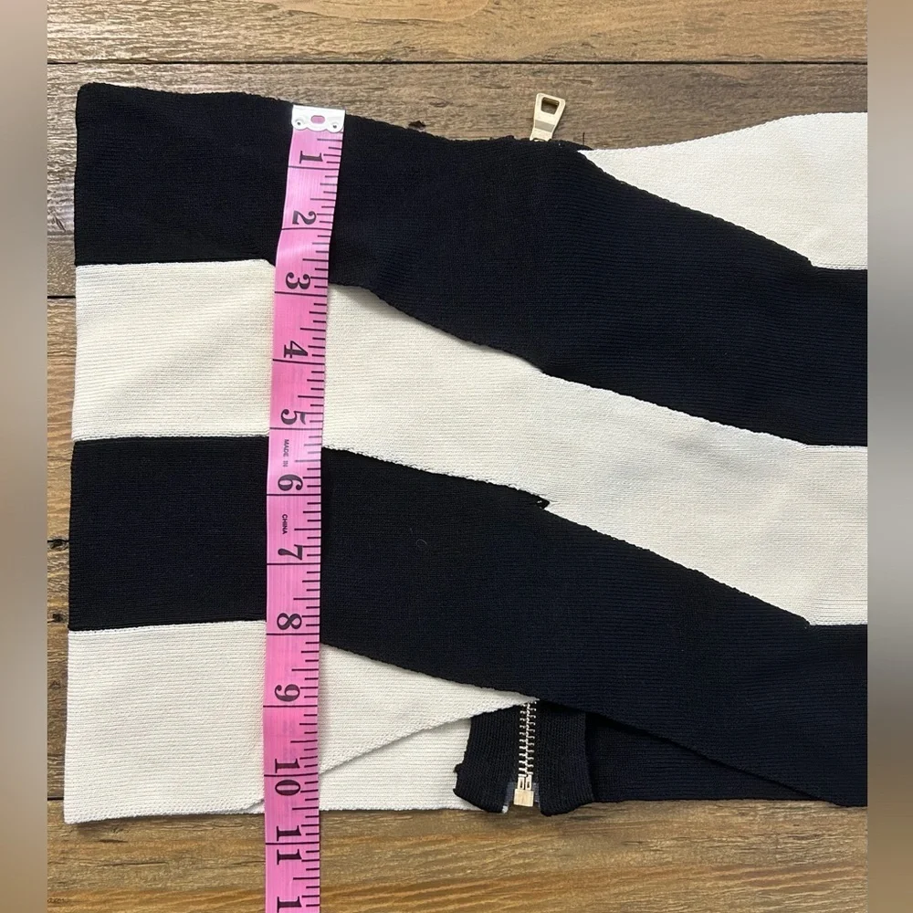 CIDER Bandeu Black and White Striped tube top Monochrome minimalist - Picture 9 of 12